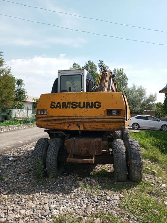 Samsung ekskavator — 2