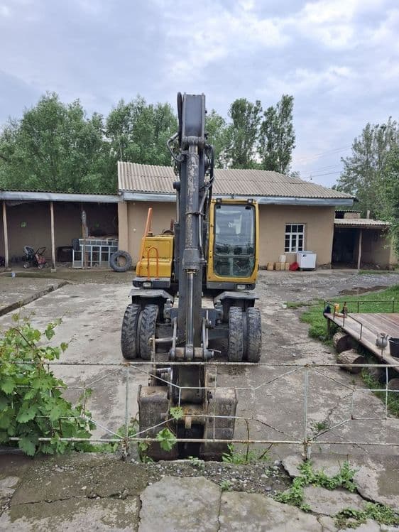 Volvo 130 Ekskavator — 4