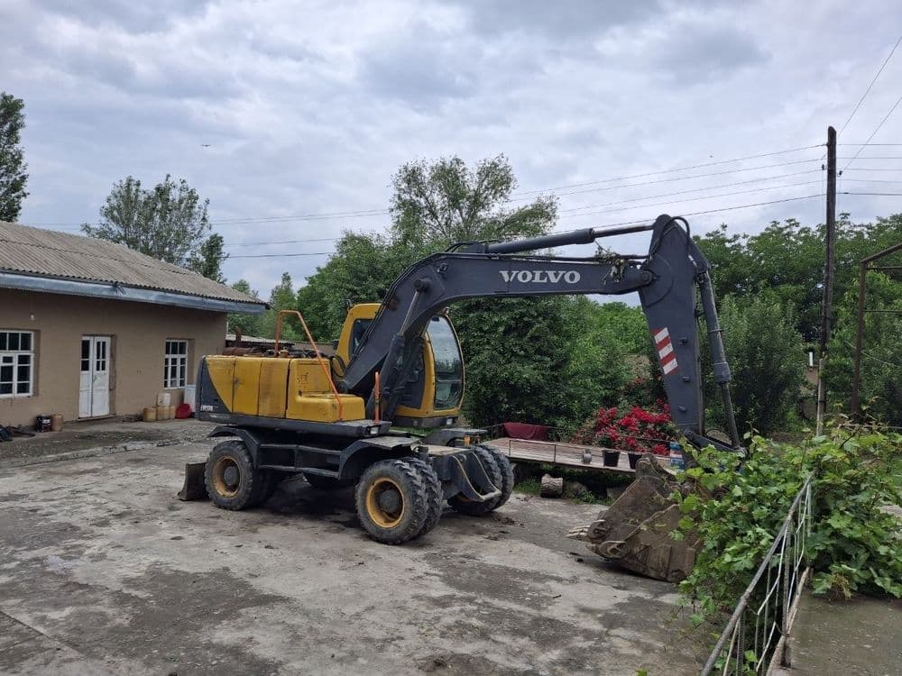 Volvo 130 Ekskavator — 5
