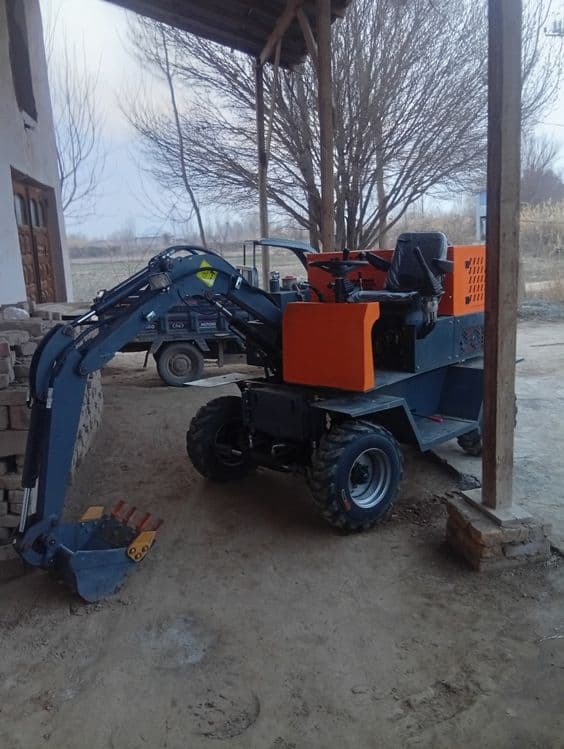 Ekskavator sotiladi — 1