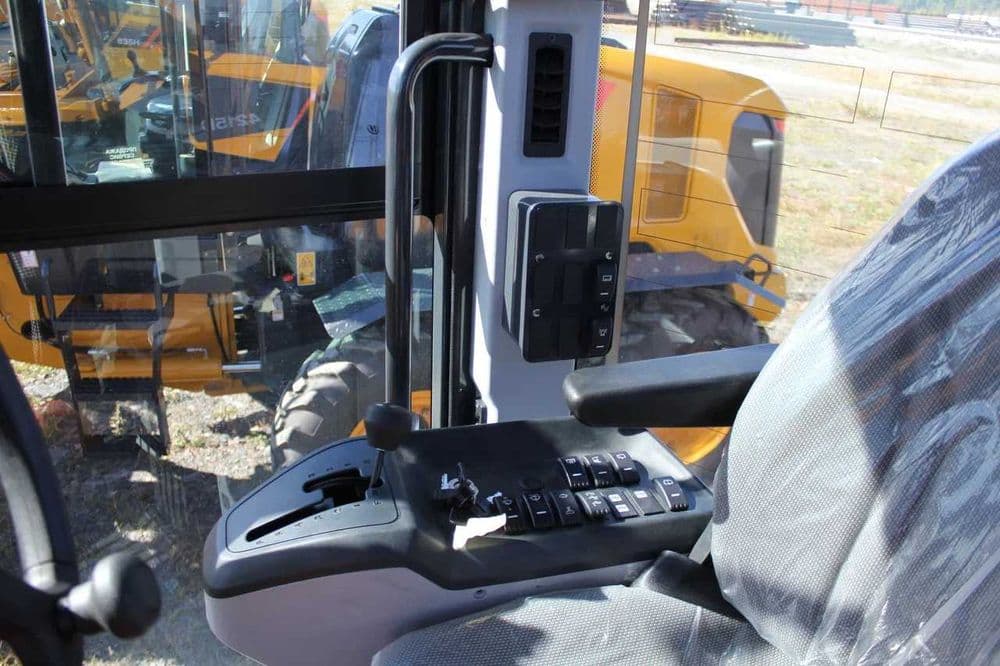 Грейдер 4WD + Отвал, Рыхлитель — 7