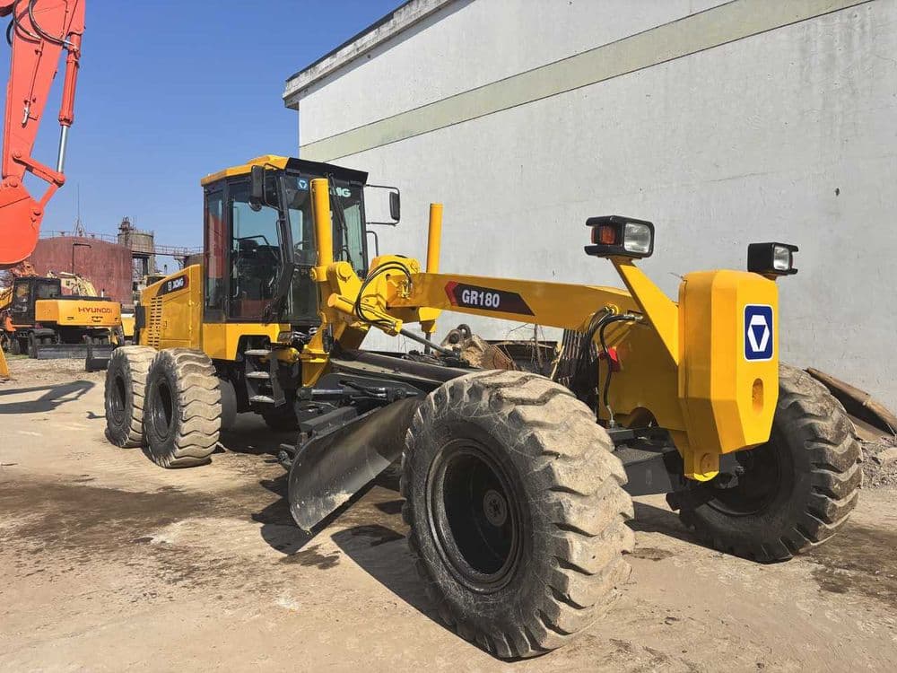 Автогрейдер XCMG GR165. XCMG GR180. XCMG GR215. — 8
