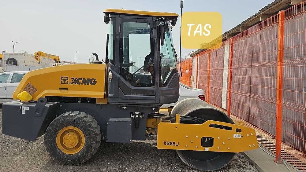 Одновальцовый грунтовый каток XCMG XS65J (6 тонн) в Ташкенте — 2