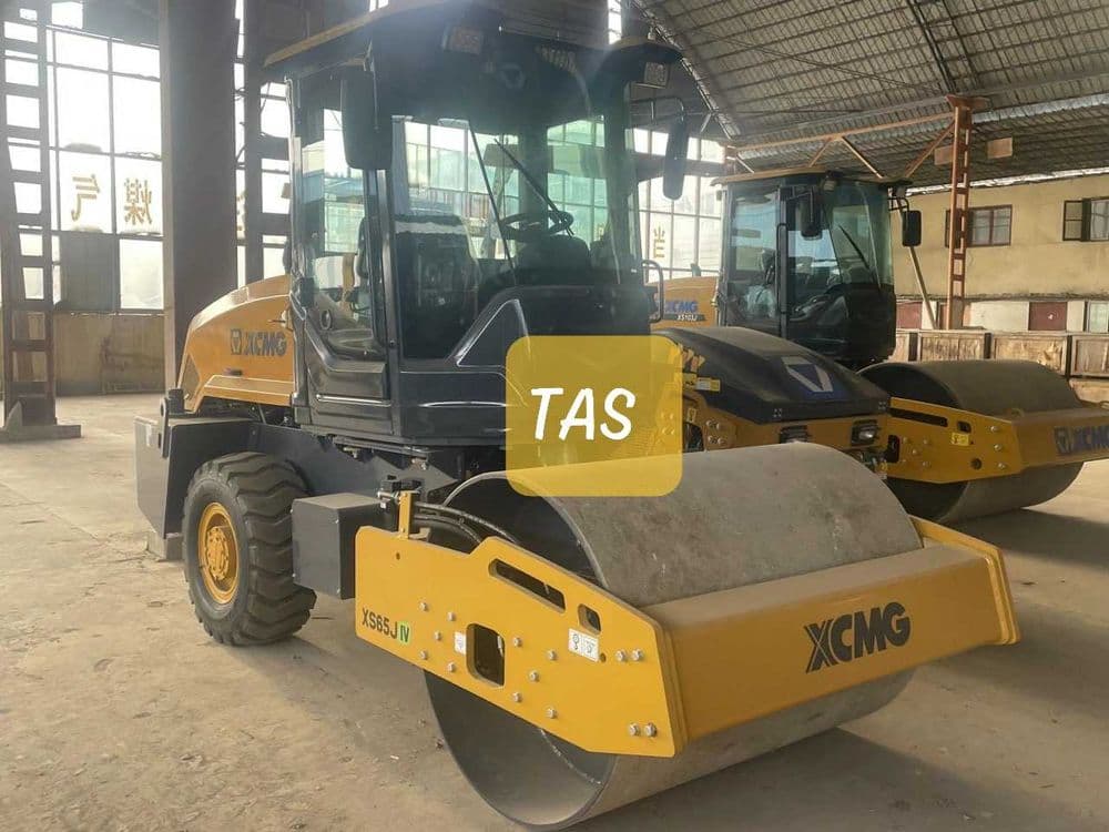 Одновальцовый грунтовый каток XCMG XS65J (6 тонн) в Ташкенте — 4