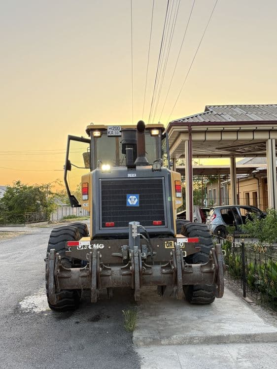 Greyder xcmg 180 — 4