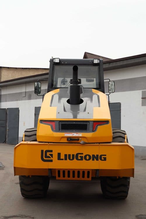Кучли ва ишнчли 14 тонналик каток CLG6114E, базамизда — 1