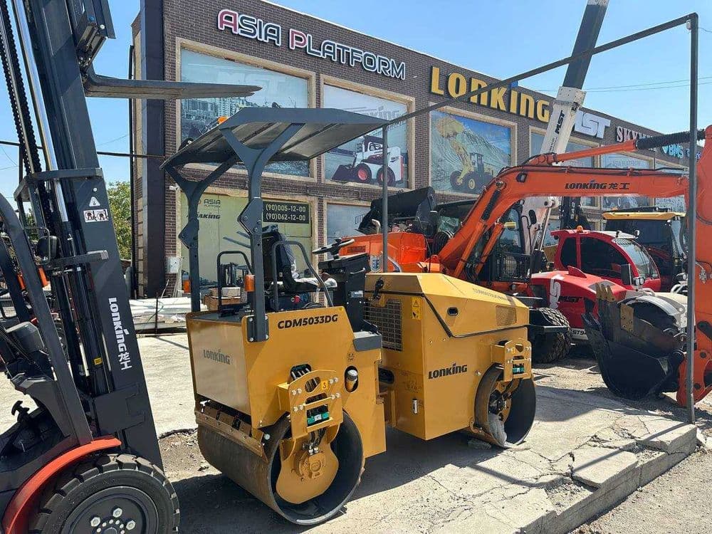 Дорожный каток LONKING CDM5033DG 3 тонник — 4