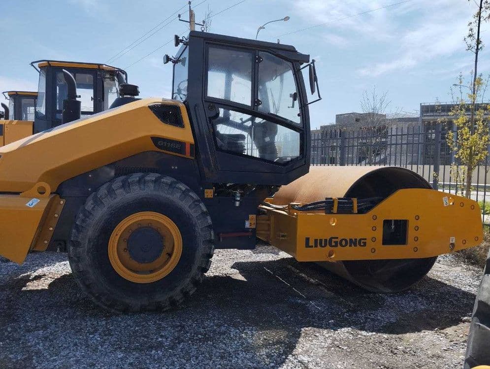 Йул каток LiuGong 16 тонн, вибрация механизмига 10 минг соат кафолат — 2