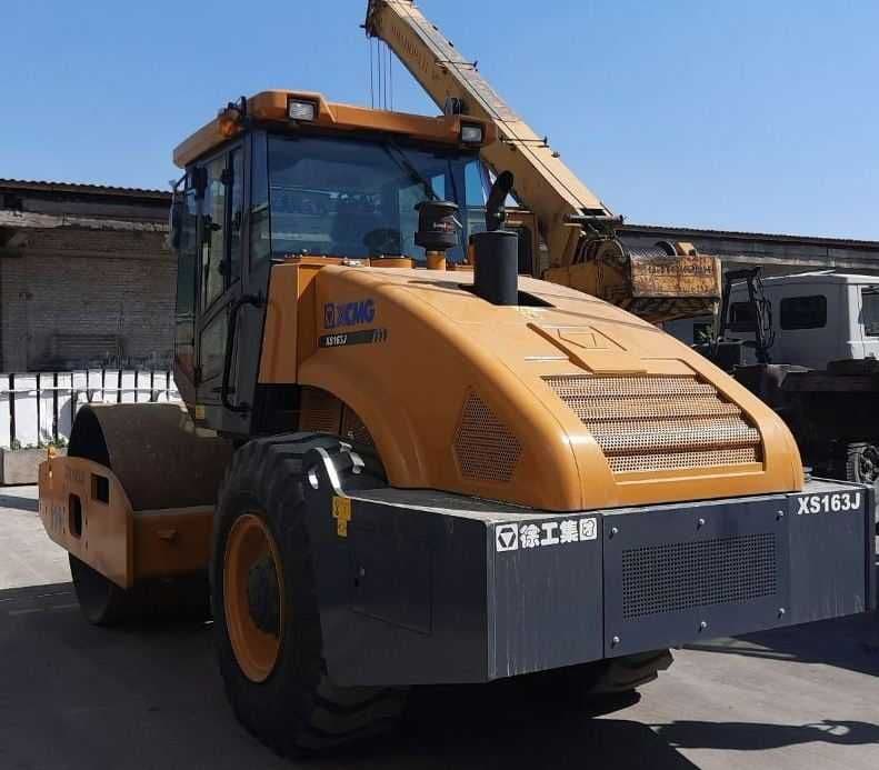 Каток одновальцовый XCMG XS 163 J — 2