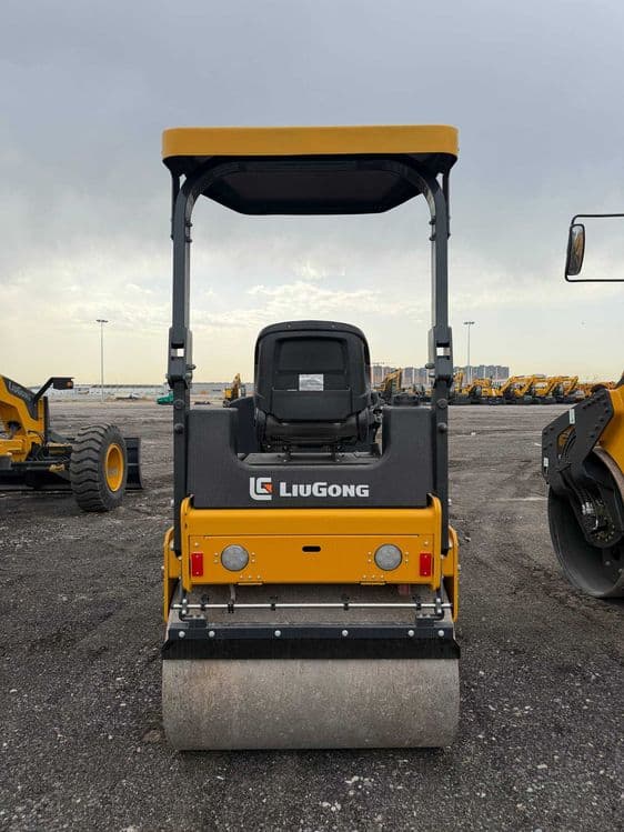 Дорожный каток LiuGong 6032E (3.3 тонны) — 5