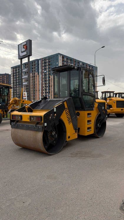 Дорожный каток LiuGong 6208 (8 тонн) — 3