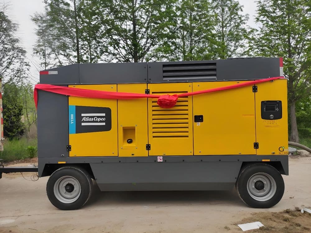 В НАЛИЧИИ !98Сотилади: Компрессор  Atlas Copco 15/35 бар Модель: Y1300 — 2
