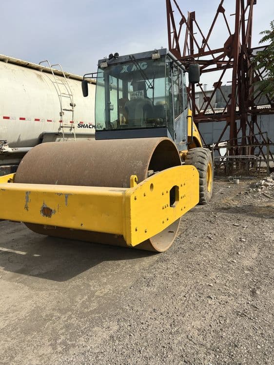 Katok sotiladi 20 tn  XCMG model X S 202.1 yili 2010 yil ishga tayor — 3