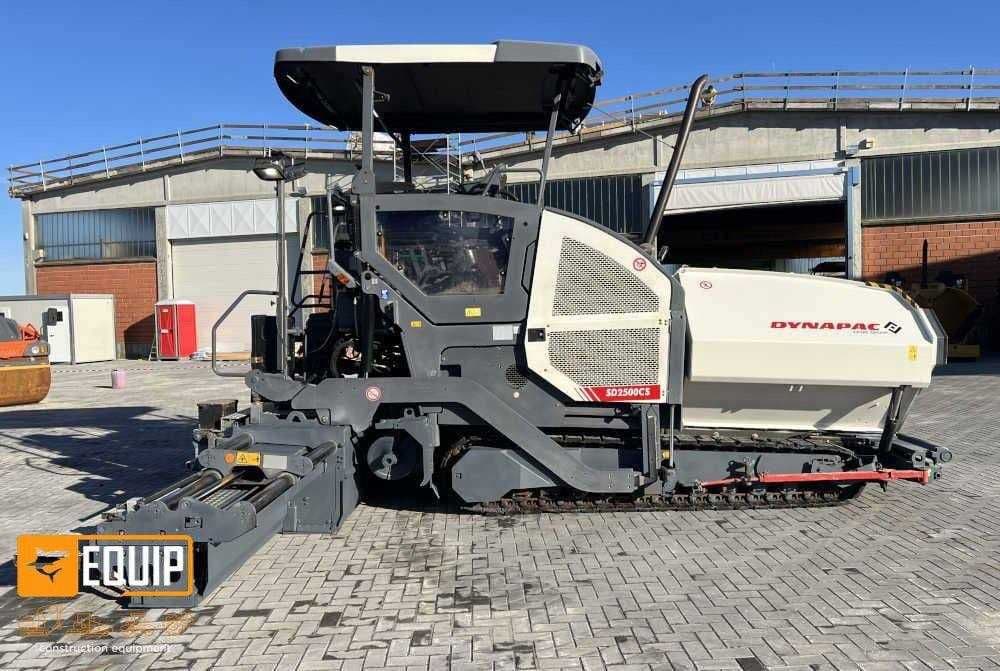 асфальтоукладчик Dynapac SD2500CS — 2
