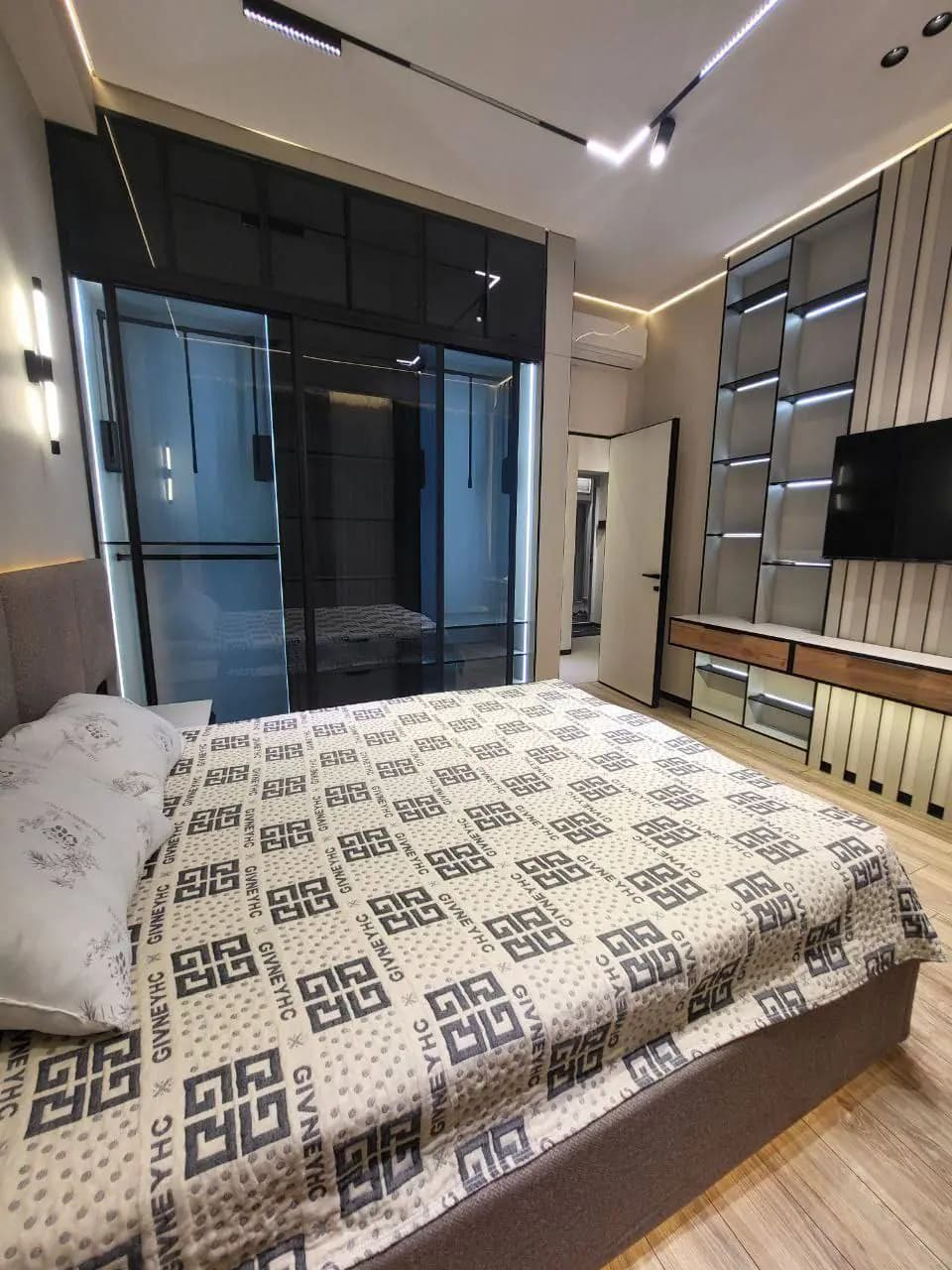 Kunlik kvartira Посуточная Квартира Mirrabad Avenue — 1