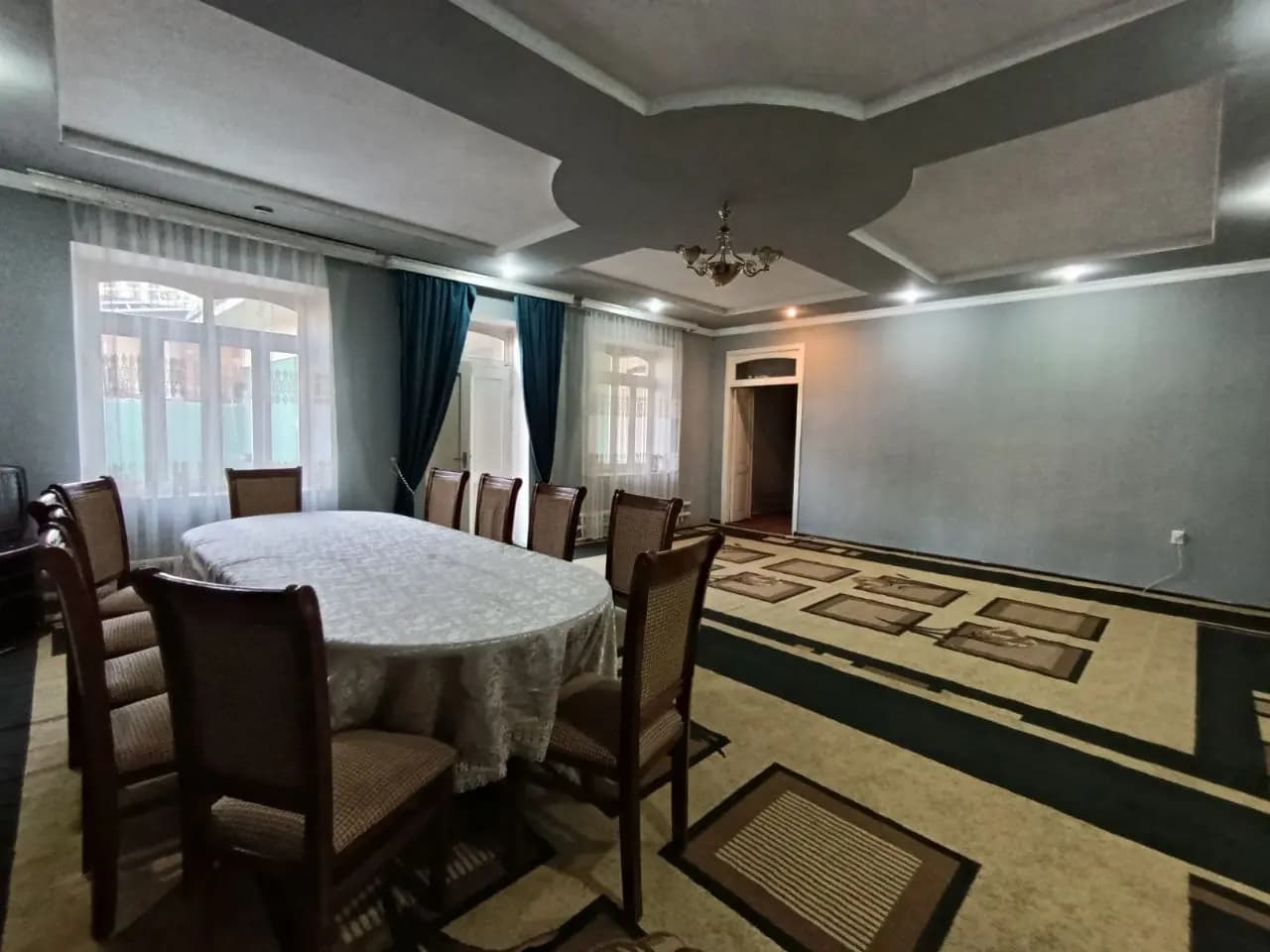 Ҳовли сотилади — 3