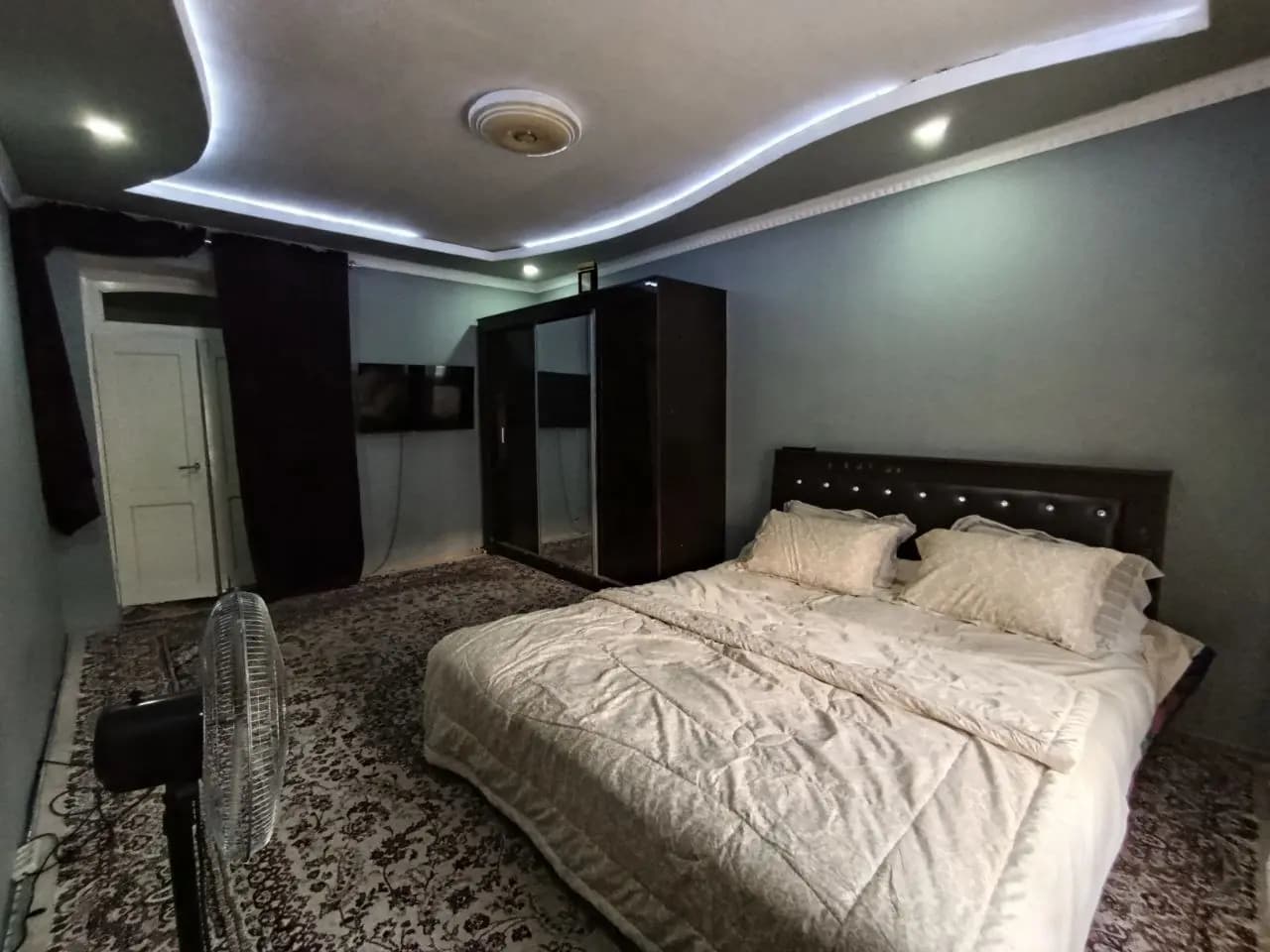 Ҳовли сотилади — 4