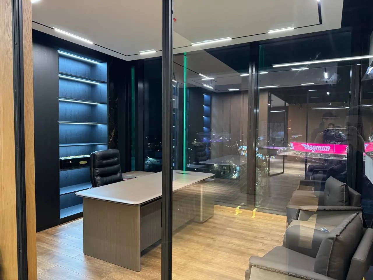 Нежилое пом . NEST ONE 121 квм — 2