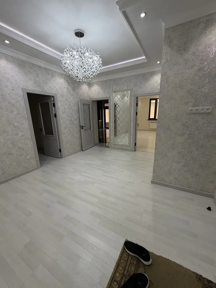 V5710 ПРОДАЕТСЯ 3/1/3 НОВОСТРОЙКА  на: 40 лет #Яшнобадский_район Ор.р:Гузал Арка — 1