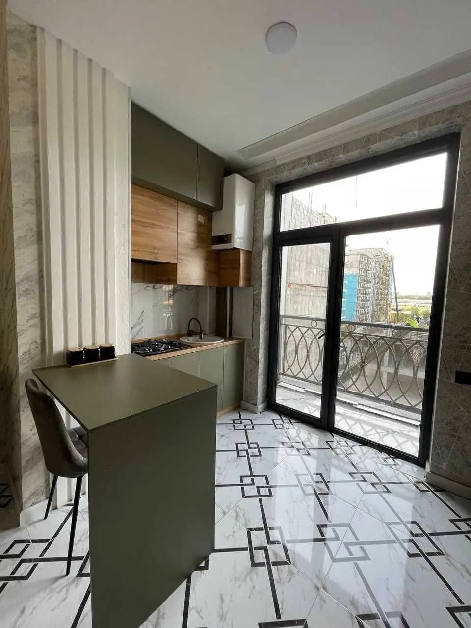 V5712 ПРОДАЕТСЯ 1/9/12 НОВОСТРОЙКА  ЖК Darkhan Rezidence на: Дархан, улица #Мирзо_Улугбекский_район — 2