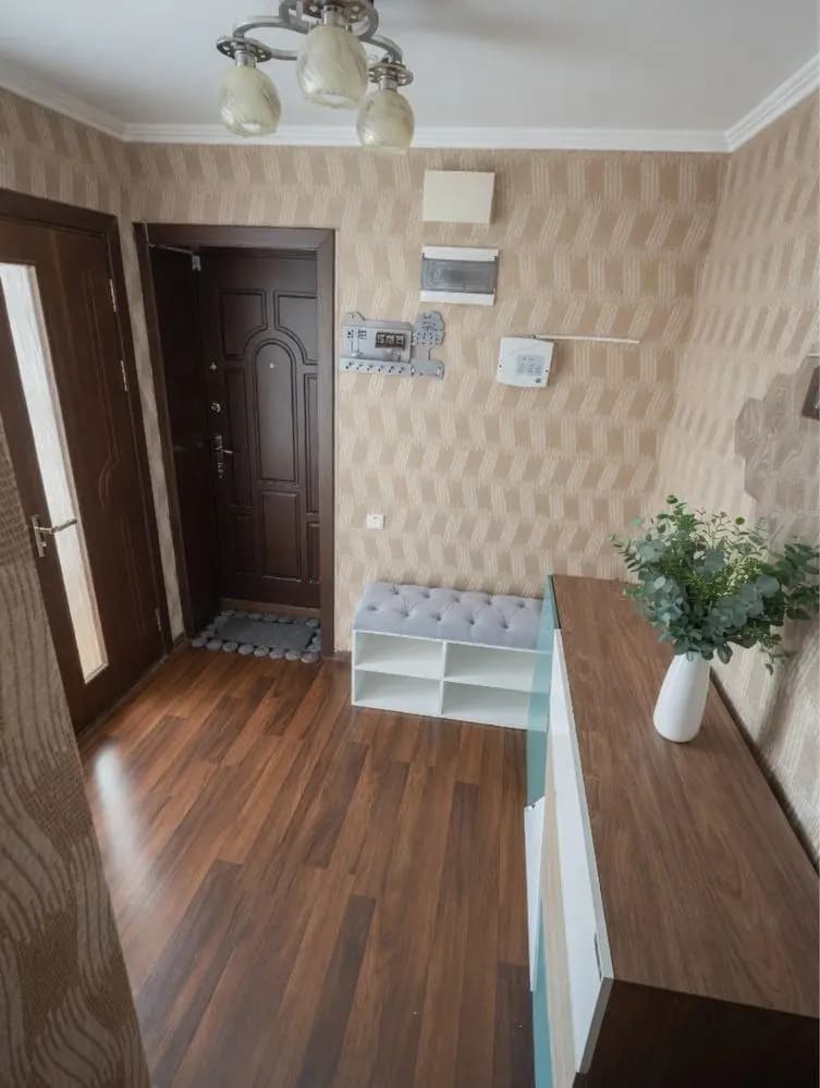 V5737 ПРОДАЕТСЯ 3/2/4 на: Академ городок #Мирзо_Улугбекский_район Ор.р:Бывшая налоговая — 2
