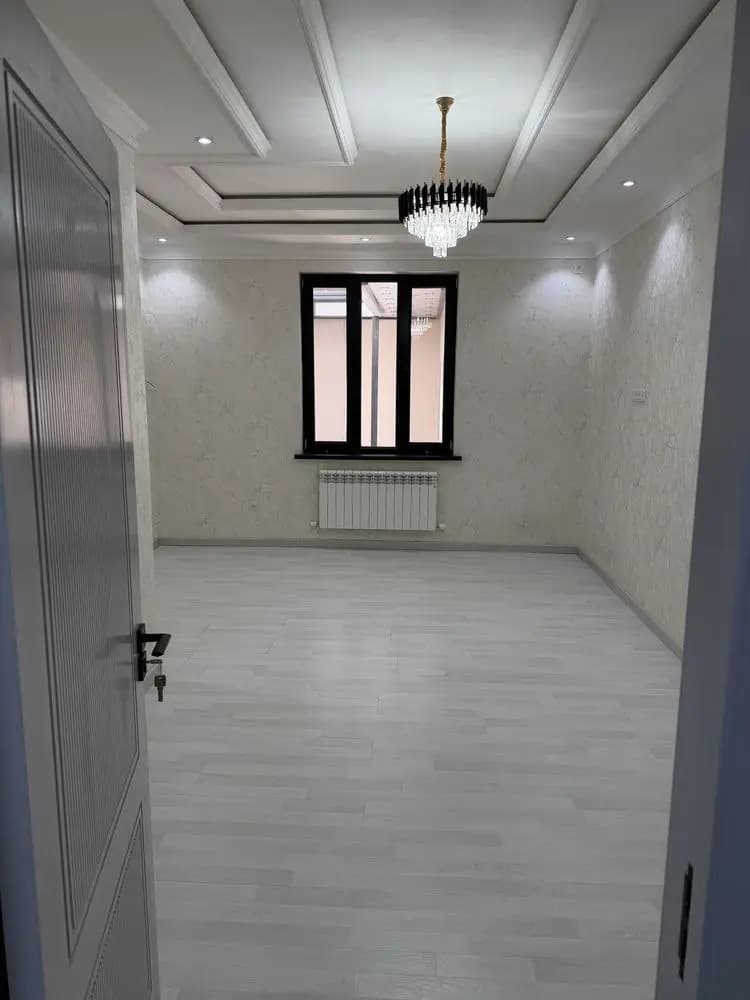 V5710 ПРОДАЕТСЯ 3/1/3 НОВОСТРОЙКА  на: 40 лет #Яшнобадский_район Ор.р:Гузал Арка — 5