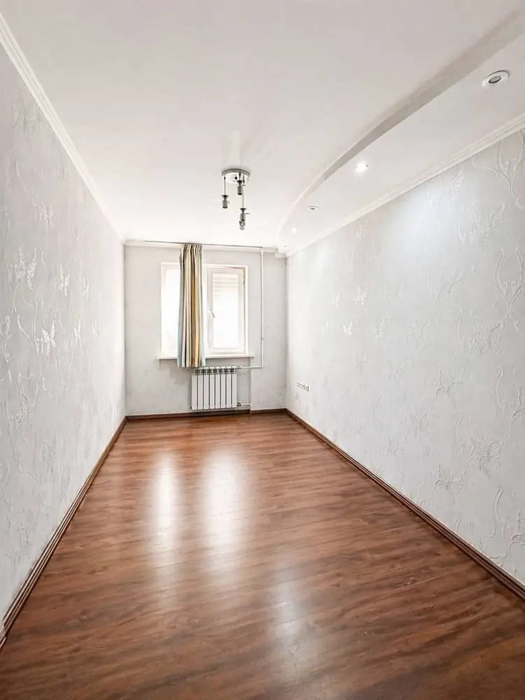 V5737 ПРОДАЕТСЯ 3/2/4 на: Академ городок #Мирзо_Улугбекский_район Ор.р:Бывшая налоговая — 3