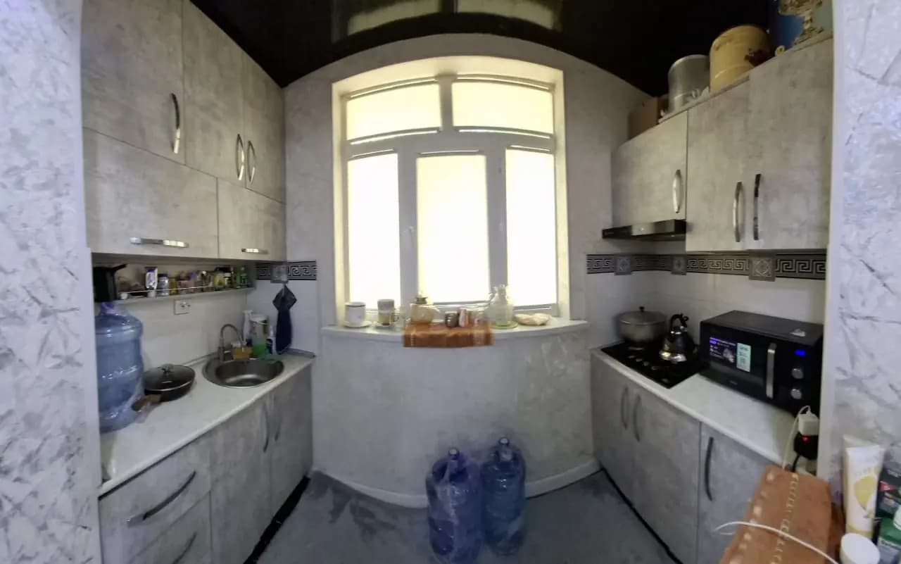 V5739 ПРОДАЕТСЯ 3/1/4 #Мирзо_Улугбекский_район Ор.р:Акушерство Гинекология — 5