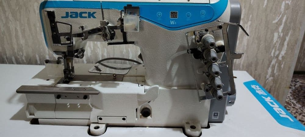 Jack w4 tikuv mashinasi rashma — 1