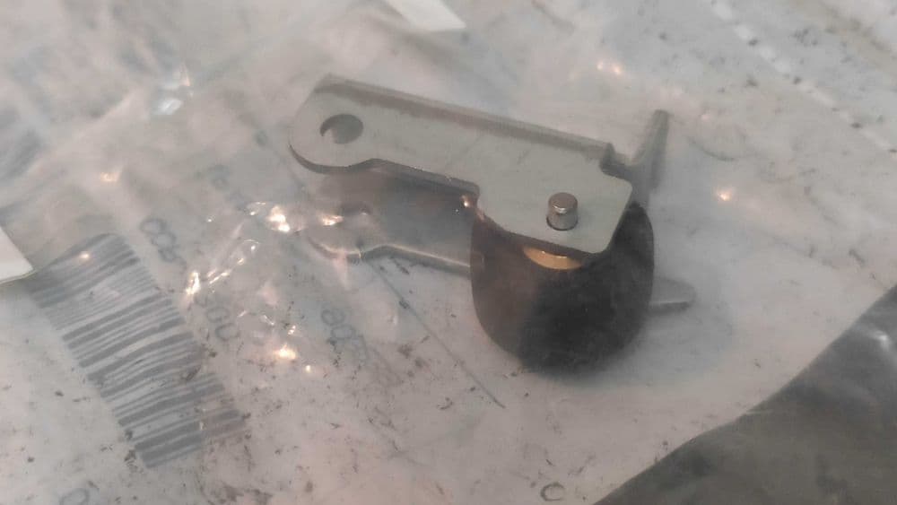 Sony pinch roller  (Япония) - прижимной ролик — 1