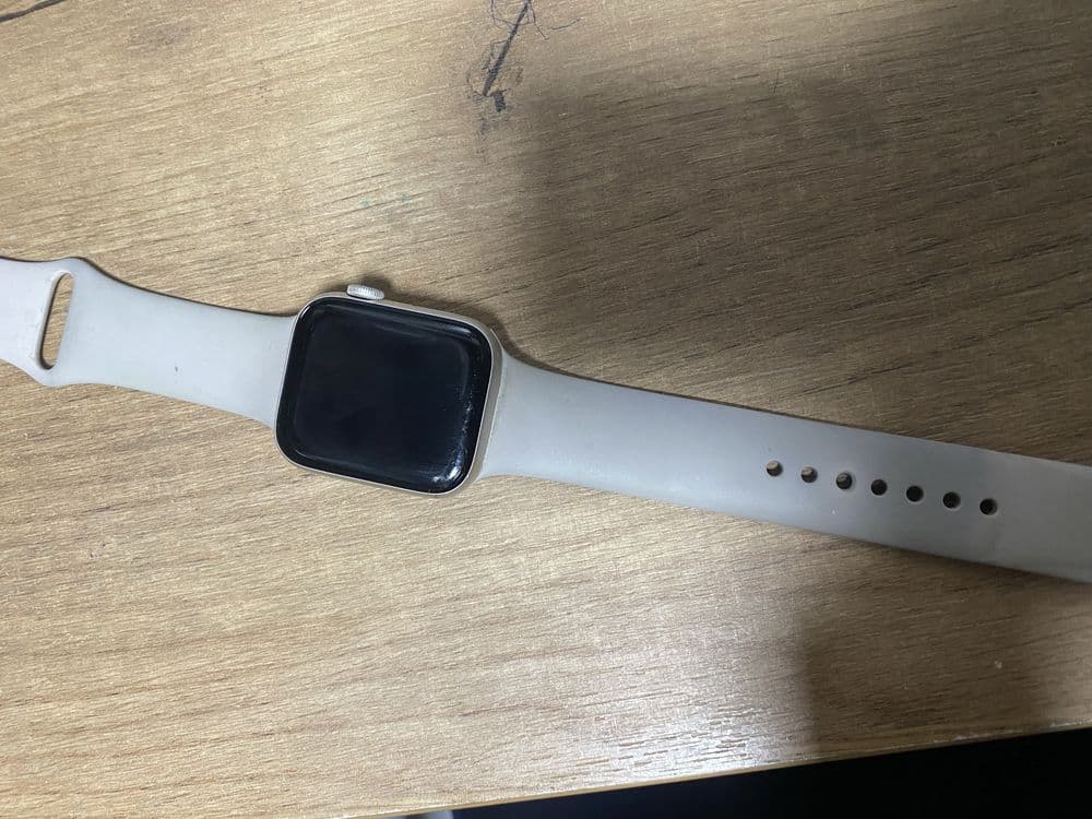 Apple Watch SE (GPS, 2‑го поколения) 44mm — 1
