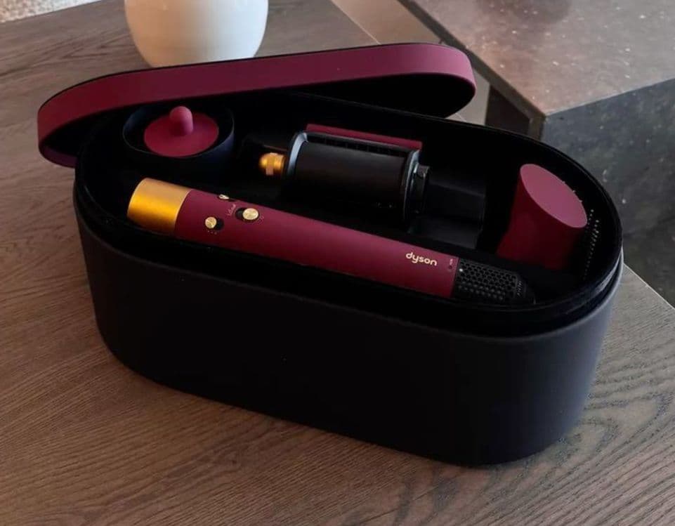 Fen Dyson HS08 Red Velvet — 1