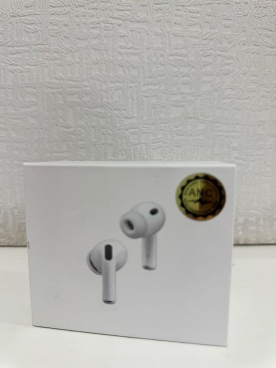 AirPods Pro 3    model: A3065  A3122 — 1