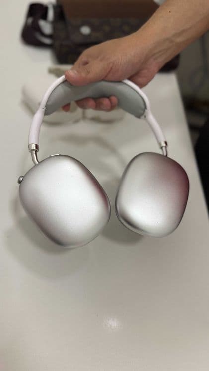 Продается Airpods Max — 4
