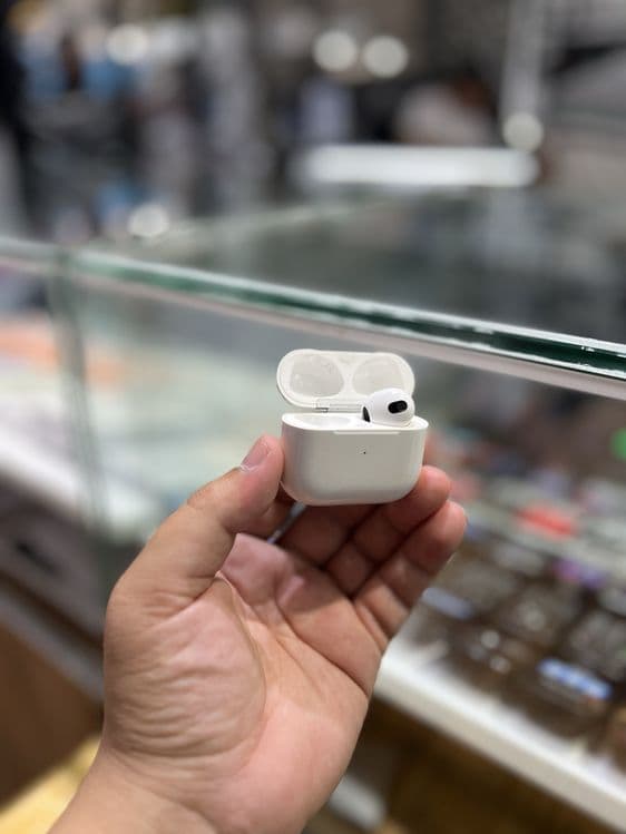 Air pods 3 orginal — 4