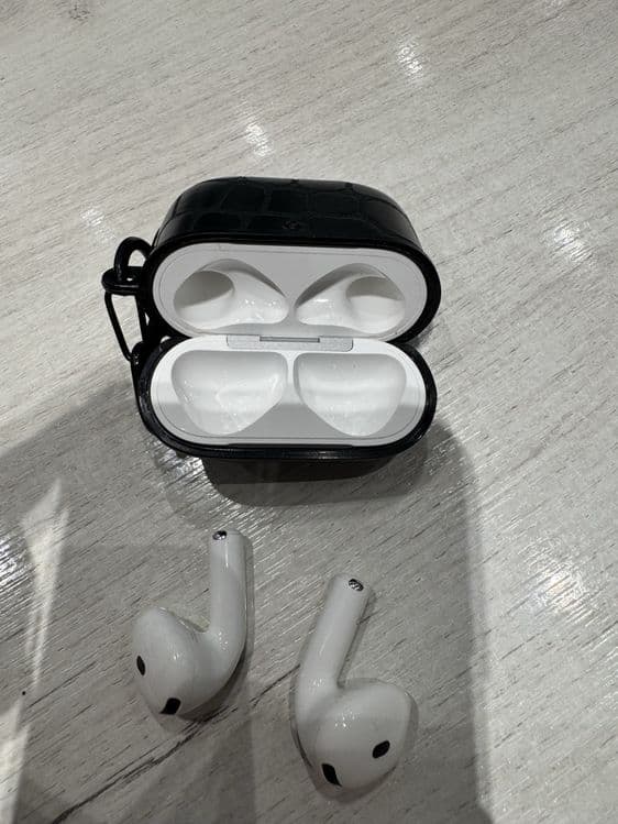 Airpods 4 anc — 3
