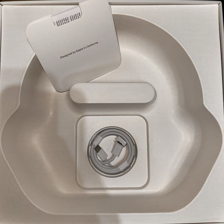 AirPods Max (lux) — 11