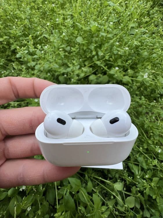 Airpods pro 2  Original naushnik sotiladi srochna — 2