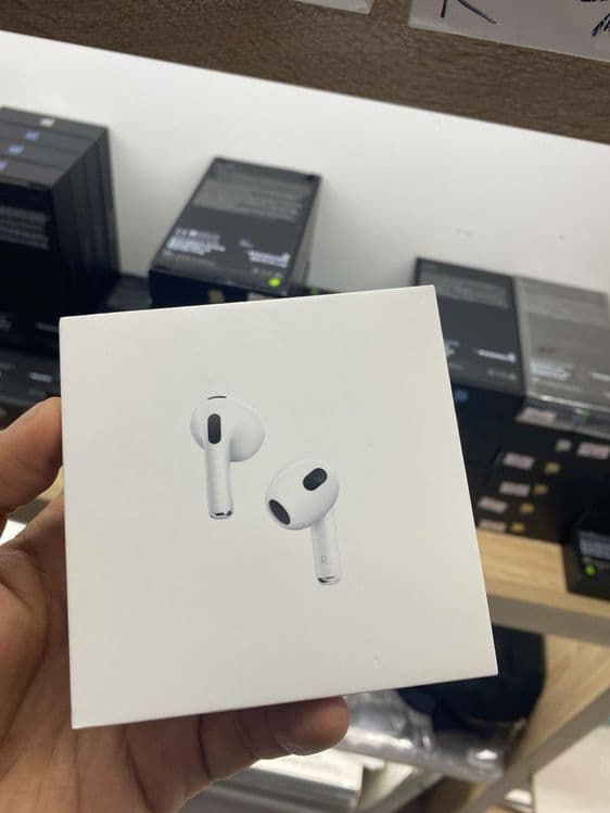 Новый Apple AirPods 3rd Generation • Наушники • — 7