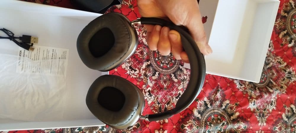 AirPods Max      yangi xech qayeriga xech narsa boʻlmagan — 4