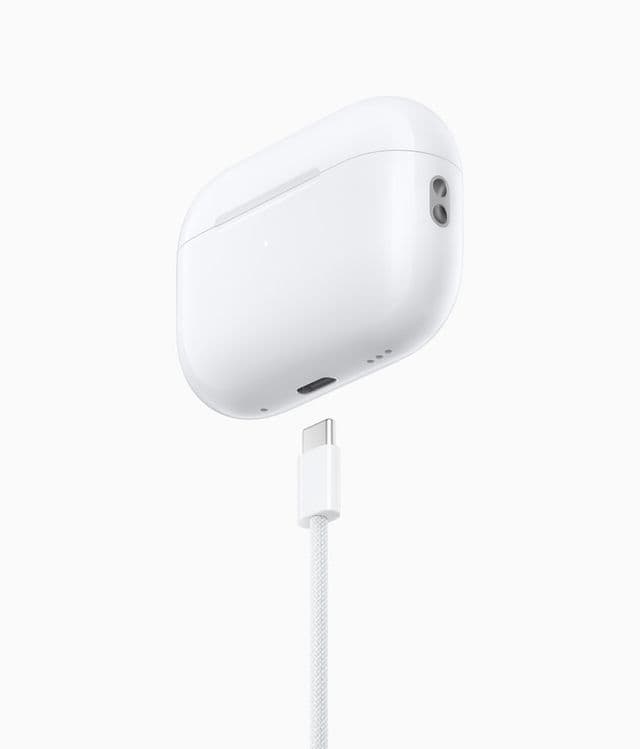 Новый AirPods Pro (2nd generation) Type‐C charging • Наушник • — 12
