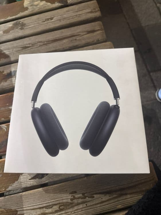 airpods max срочно продаю — 3