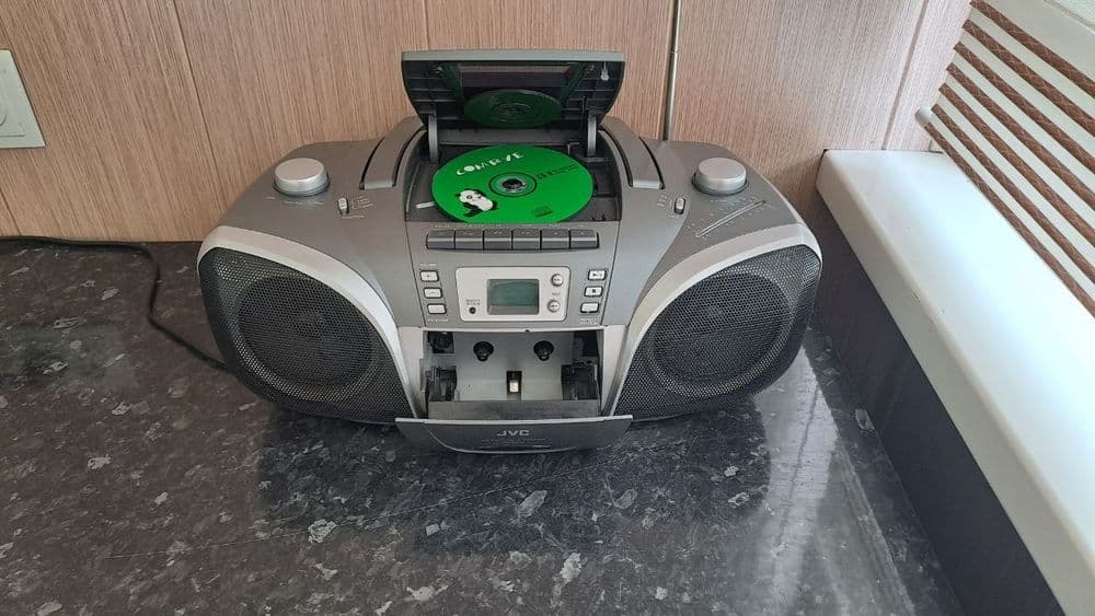 Магнитофон JVC все работает — 1