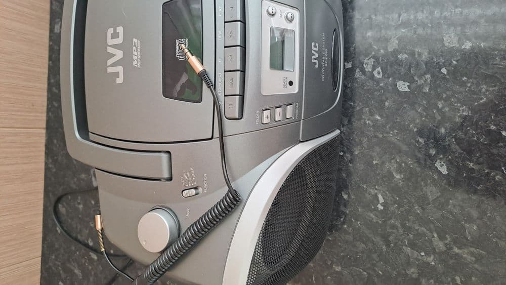 Продаю Магнитафон в отличном состоянии JVC — 4