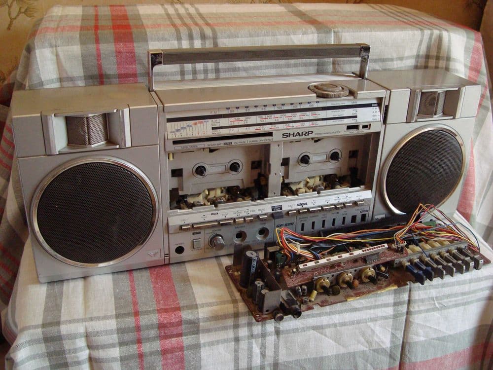 SHARP GF-500 Z  На запчасти . 1983 год  Made IN Japan. — 1