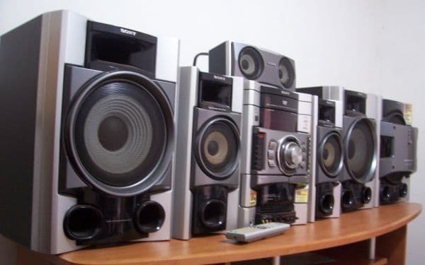 Музикалный центр Sony mhc gn 1100d мошный высокий звук — 2