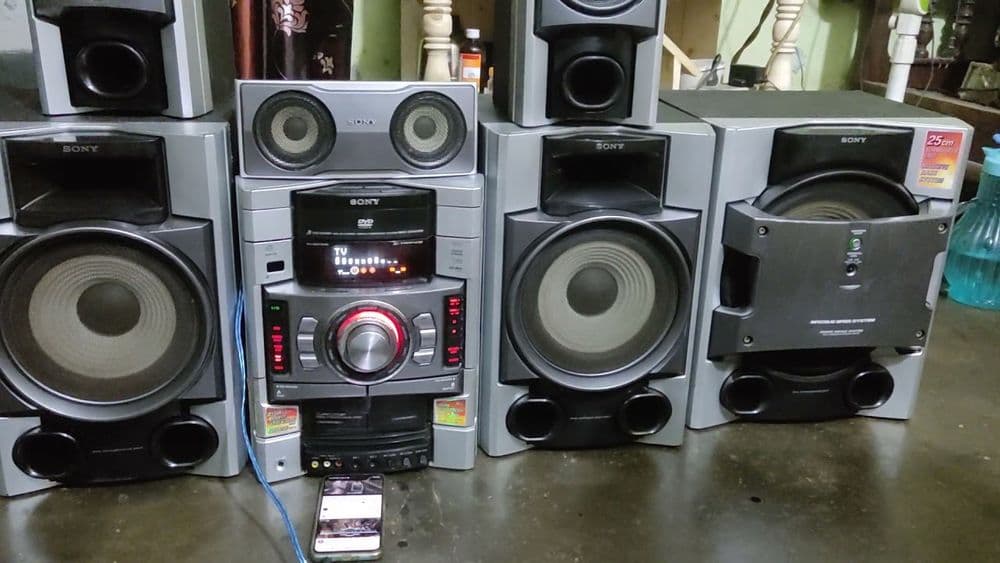 Музикалный центр Sony mhc gn 1100d мошный высокий звук — 4