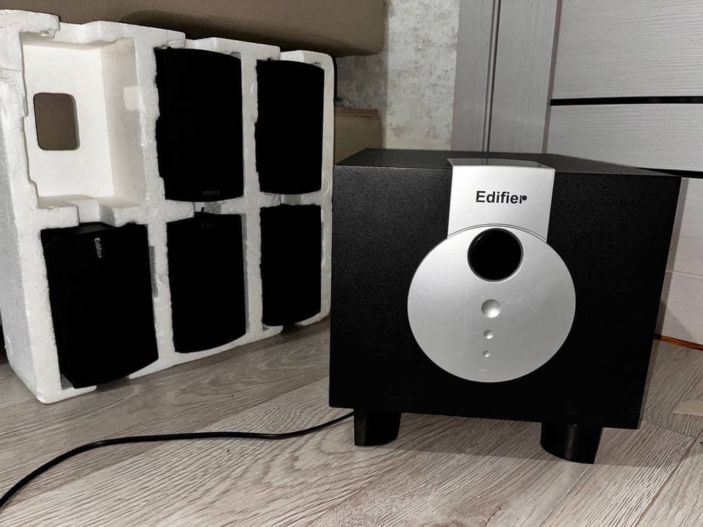 Сабвуфер Edifier R501 (звук 5.1) — 1