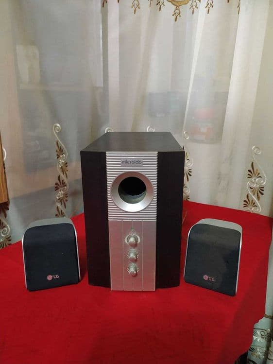 Два (иккита) сабвуфера -  Microlab M-890 и Defender Blaze 30 — 8