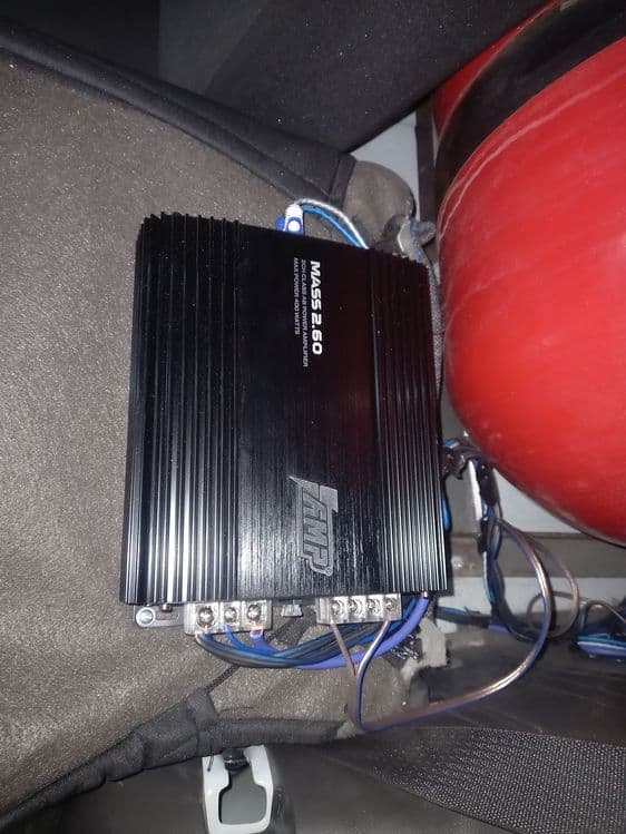 Jbl  1200 sommufer  sotiladi srochna ! — 4